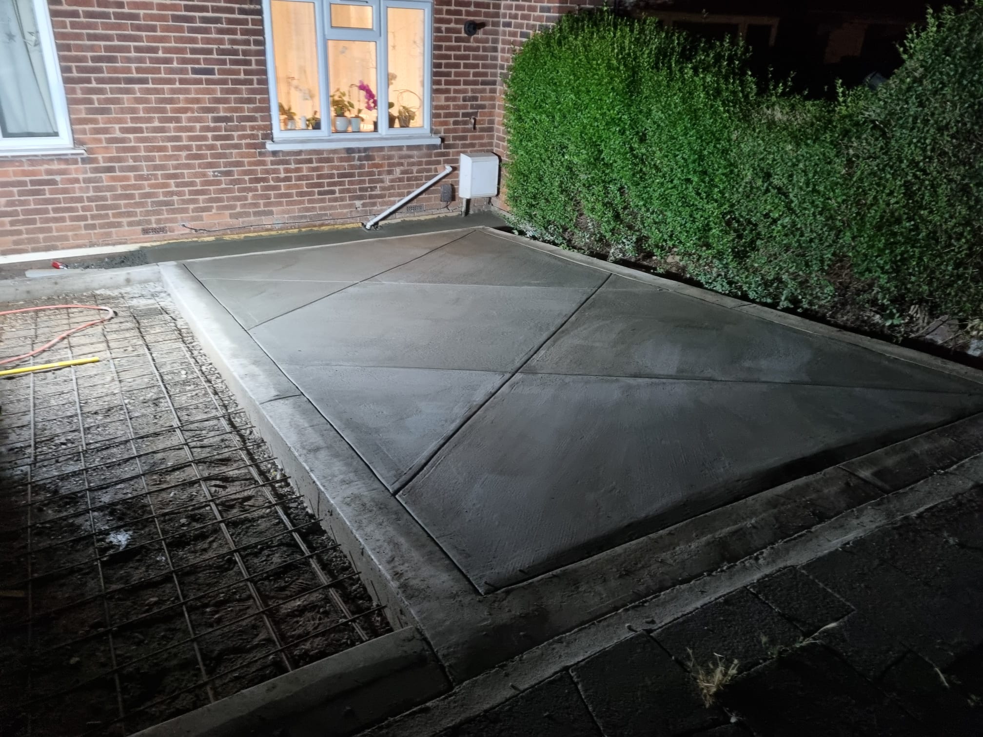 Patio concrete work and driveway construction in Mansfield