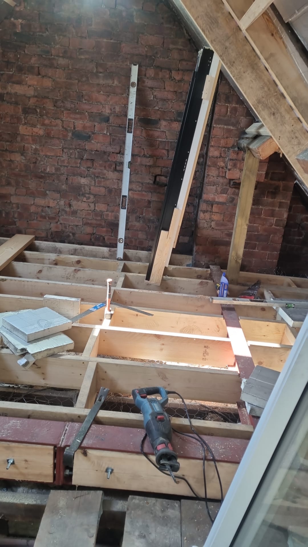 Steel beam installation for structural support